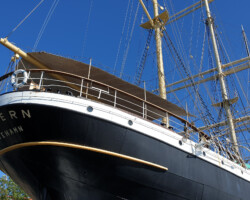 The sailing ship Pommern in good weather