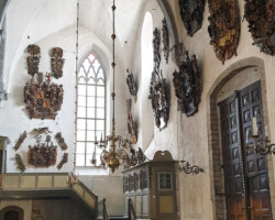 Inside the cathedral, many coats of arms of the German nobility can be found.